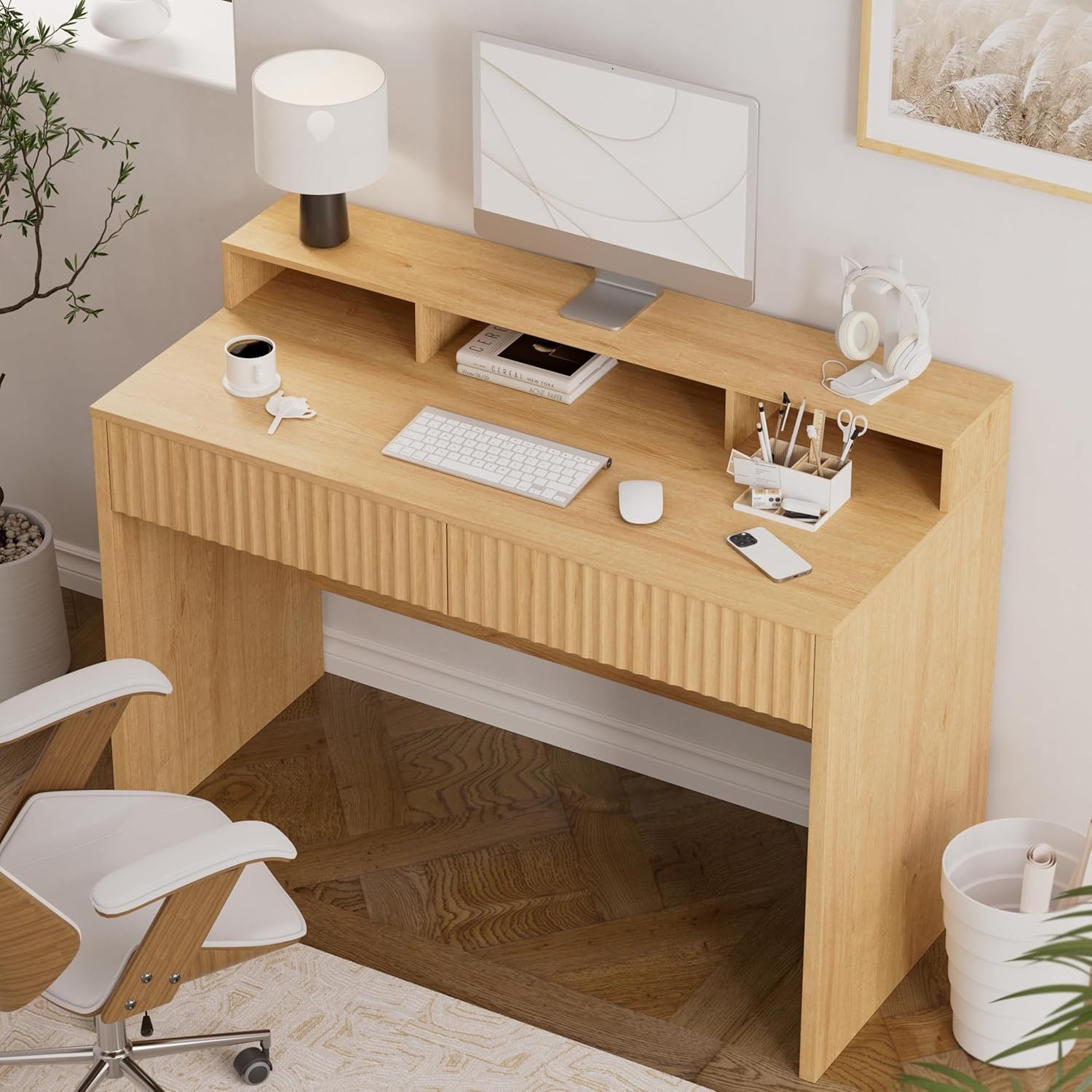 Fluted Office Desk with Storage Shelf, 47\